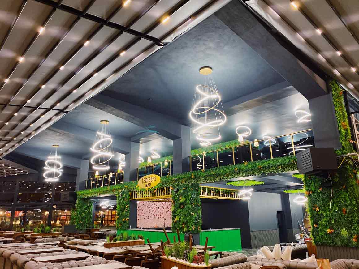 Fabregas_Cafe_Restaurant-dikey-bahce
